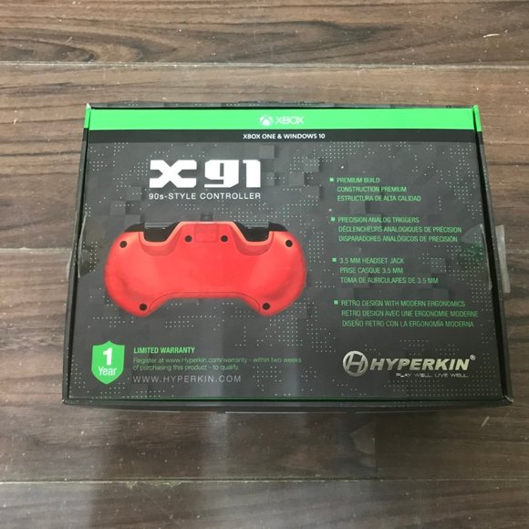 Hyperkin X91 Wired Controller for Xbox One + Windows 10 Red 90's Style - Picture 9 of 13